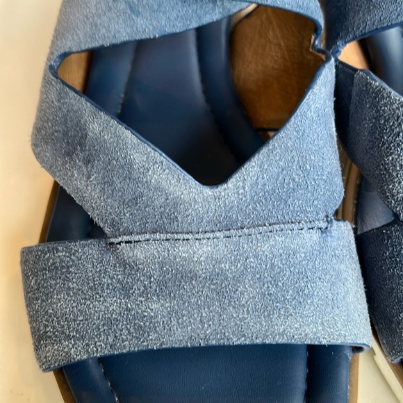 Sofft Mirabelle Blue Suede Sandal with Side Buckle Size 8.5 - Picture 12 of 14
